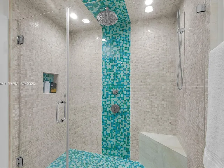 232 W Seaview Dr — Photo 47