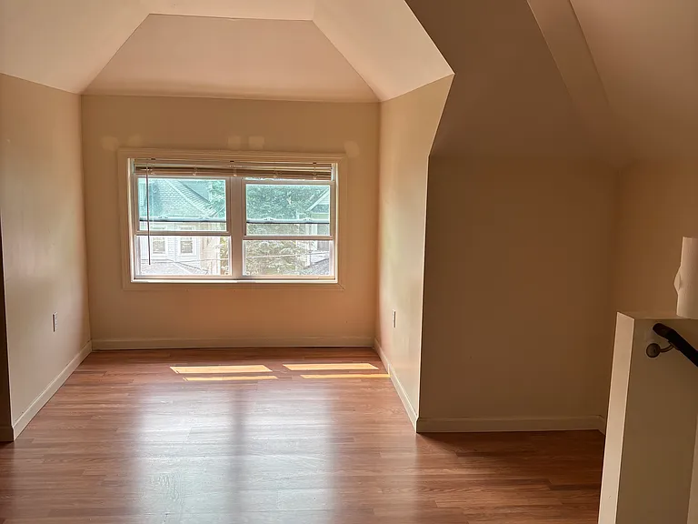 258 N Main St #3 — Photo 4