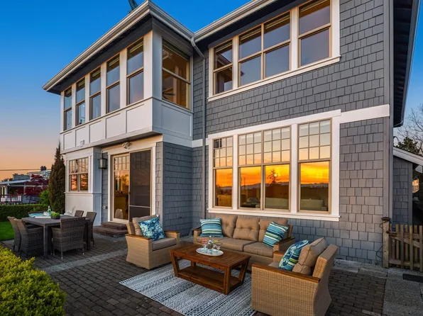 3255 11th Avenue W, Seattle, WA 98119