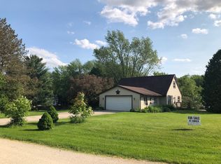 13371 Parkcrest Pl, Roscoe, IL 61073