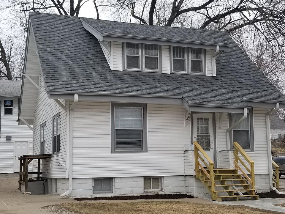 1st image of 920 S 40th St APT 2