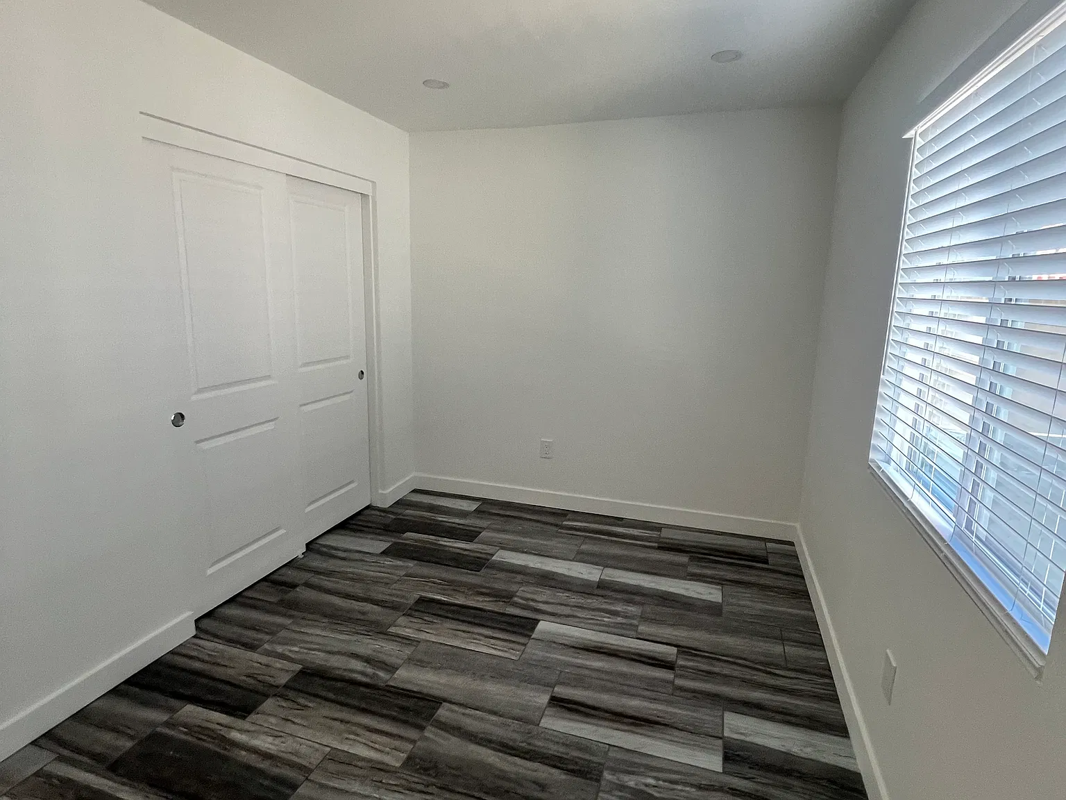 5 bed, 2648 sqft, $3,500 — Photo 4