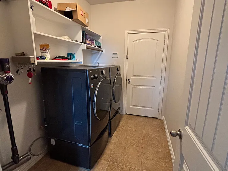 2504 Hammock Lake Dr — Photo 19