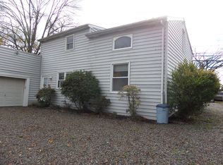 101 Lower Holland Rd, Churchville, PA 18966