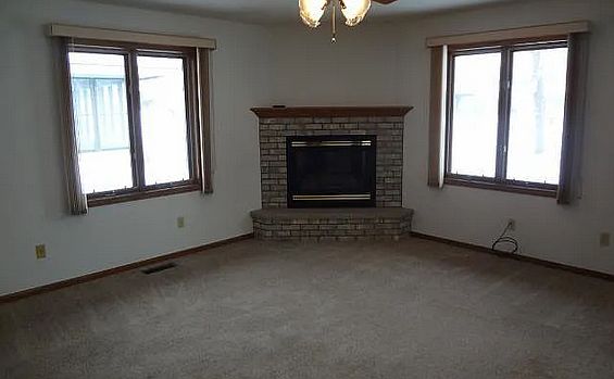 5th image of 2612 15th St N