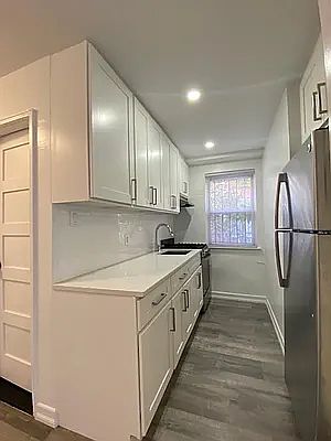 1st image of 2811 49th St #1