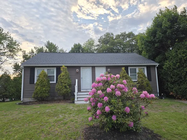 151 Kenyon Ave, Warwick, RI 02886