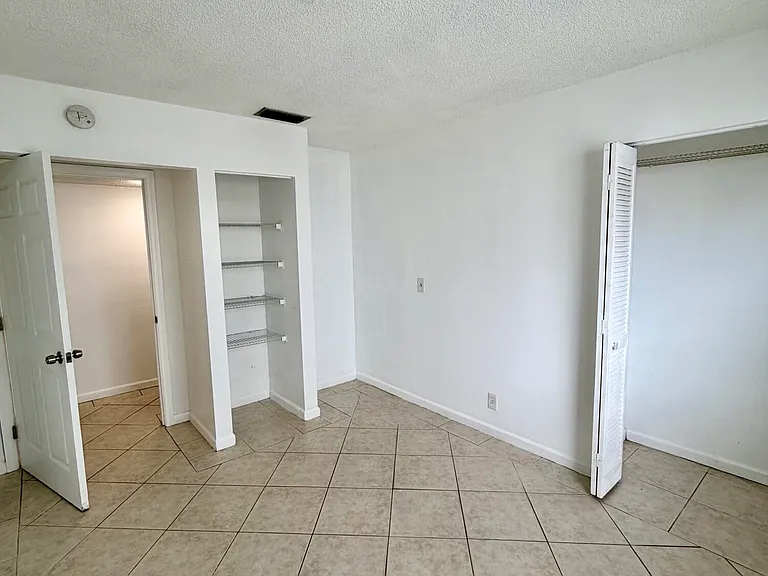 510 24th Ave N #401 — Photo 10