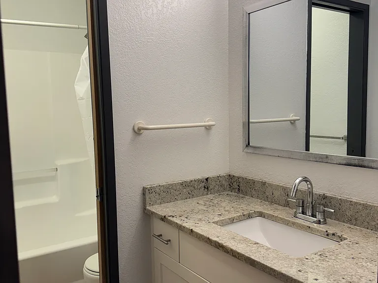 5616 15th Ave NE #304 — Photo 6