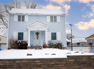 538 Independence Dr, Clairton, PA 15025