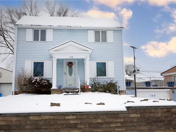 538 Independence Dr, Clairton, PA 15025