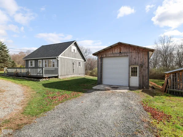 171 Mott Rd, Beach Lake, PA 18405