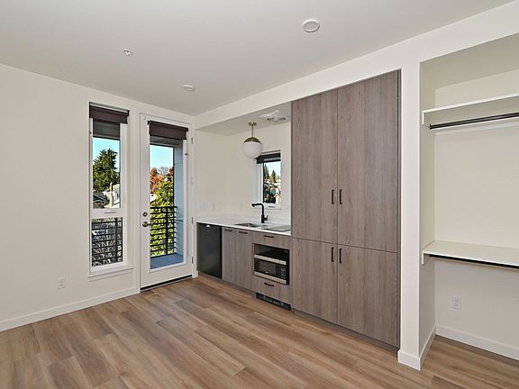 5th image of 4746 20th Ave NE #408
