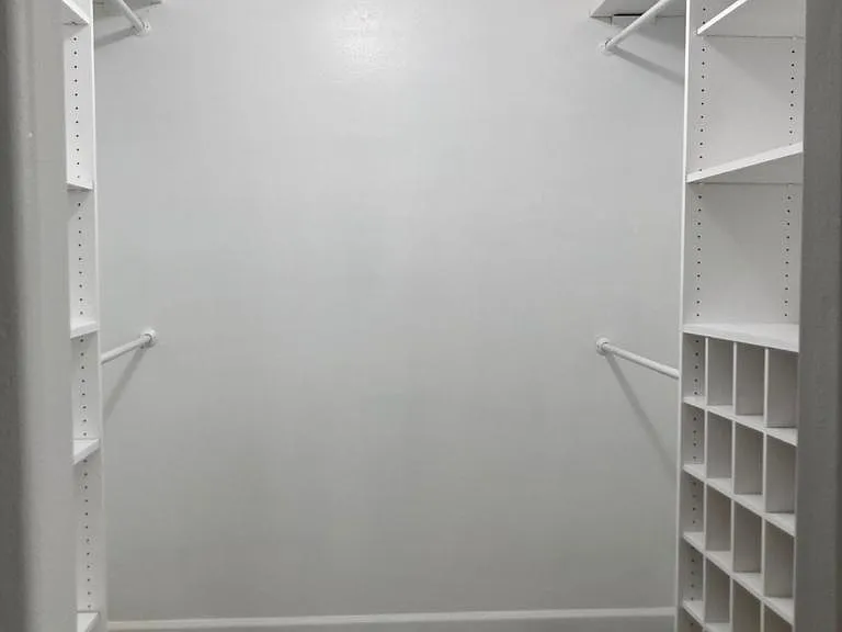 1832 E Alameda Dr — Photo 12
