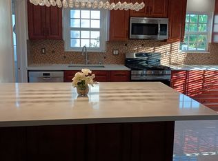 2508 N Glenoaks Blvd, Burbank, CA 91504