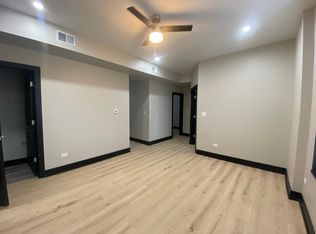 3856 W Hirsch St #2, Chicago, IL 60651