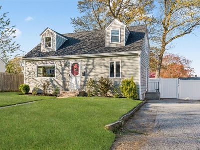 15 Columbia Ave, Coventry, RI, 02816