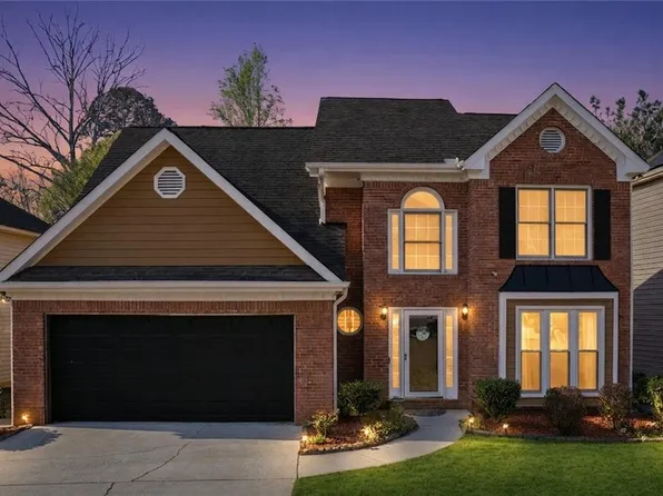 530 Oxford Crest Ct, Lawrenceville, GA 30043