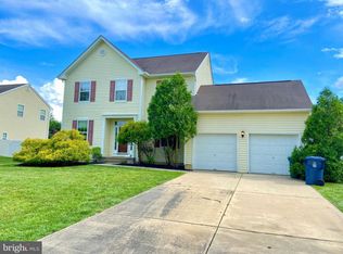 608 Bridlepath Ln, Williamstown, NJ 08094