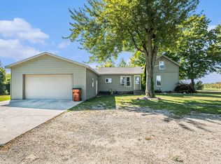 11413 S West County Line Rd, Greenville, MI 48838