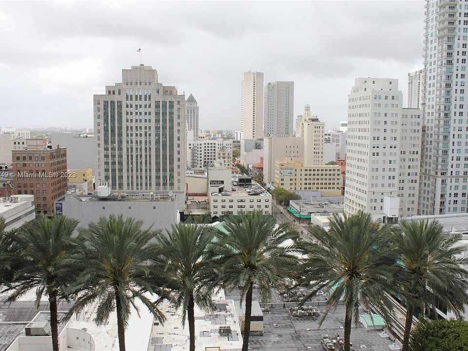 1st image of 50 Biscayne Blvd APT 1605