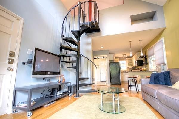 1st image of 288 Amory St #3
