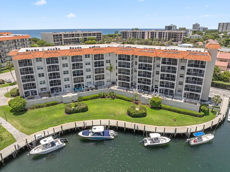 2871 N Ocean Blvd #M538 — Photo 30