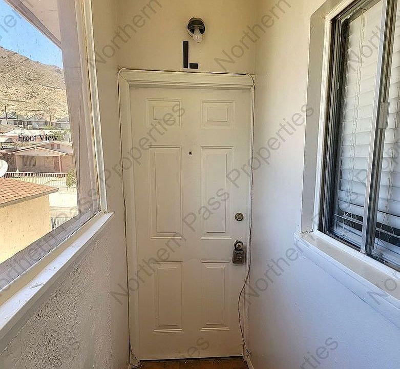 1st image of 1111 N Cotton St #L