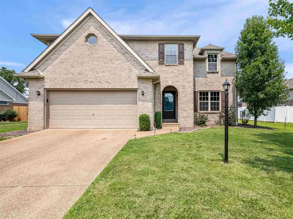 3330 Keystone Hills Dr, Evansville, IN 47711