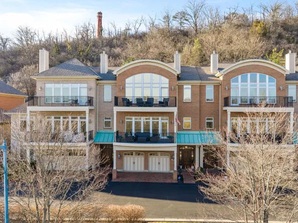 1464 Riverside Dr, Cincinnati, OH 45202