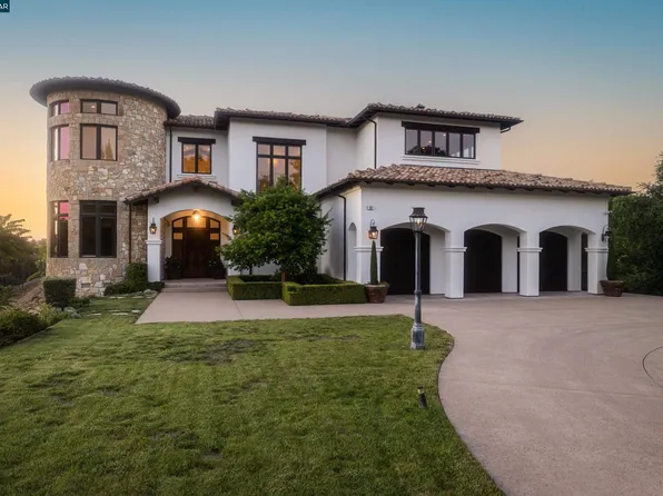 32 Copenhagen Ct, Alamo, CA 94507