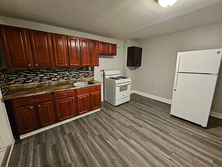 106 Willow St #1S — Photo 2