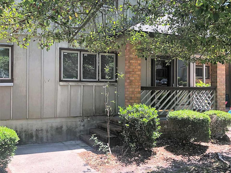 1st image of 228 Westbrooke Dr