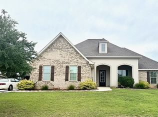10687 Cresthaven Dr, Spanish Fort, AL 36527