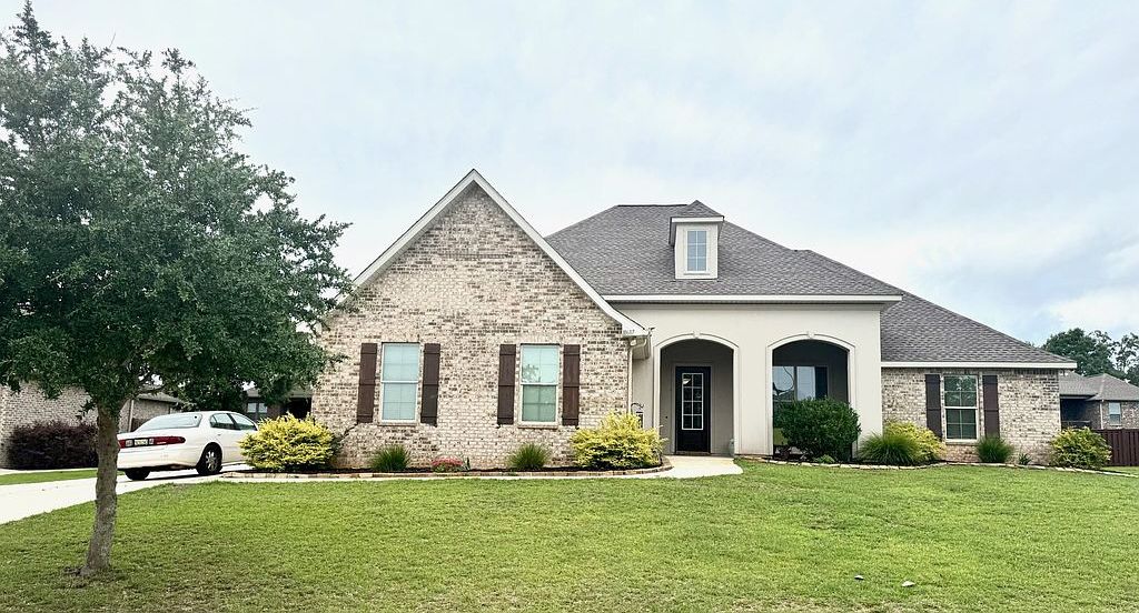 10687 Cresthaven Dr - Property Image