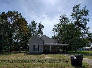 471 N 4th St, Ashdown, AR 71822