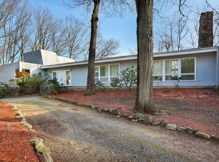 6 Norman Pl, Armonk, NY 10504