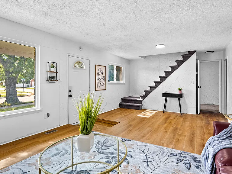 4020 Wall Ave — Photo 9