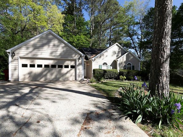 1234 W Wylie Bridge Rd, Woodstock, GA 30188