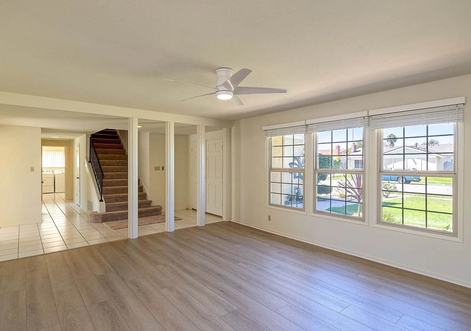 4 Bedroom + 2.5 Bathroom Home w/ Pool! | Americana Tract | Oxnard | Unfurnished — Photo 2