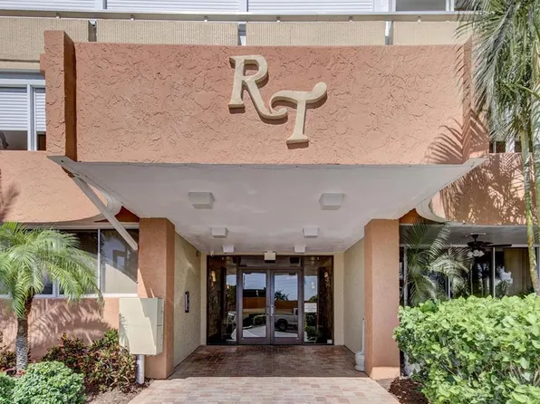 17920 Gulf Blvd APT 206, Redington Shores, FL 33708