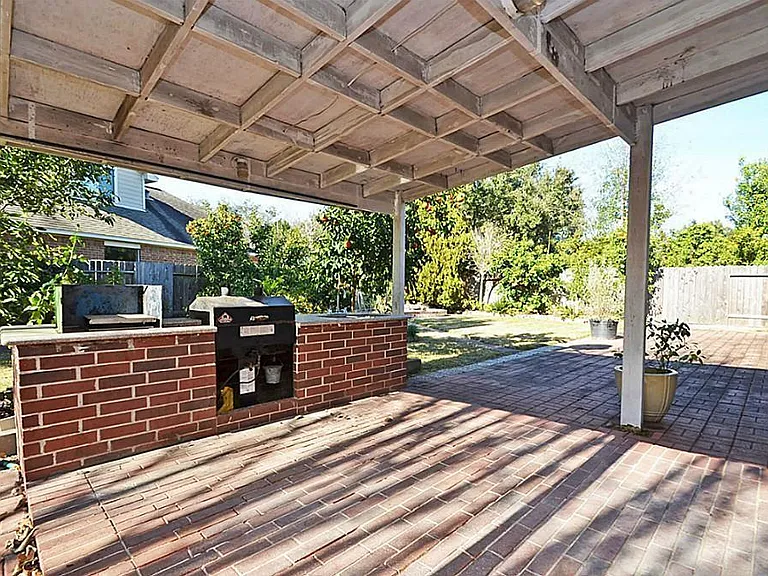 12110 Laurel Ct — Photo 38