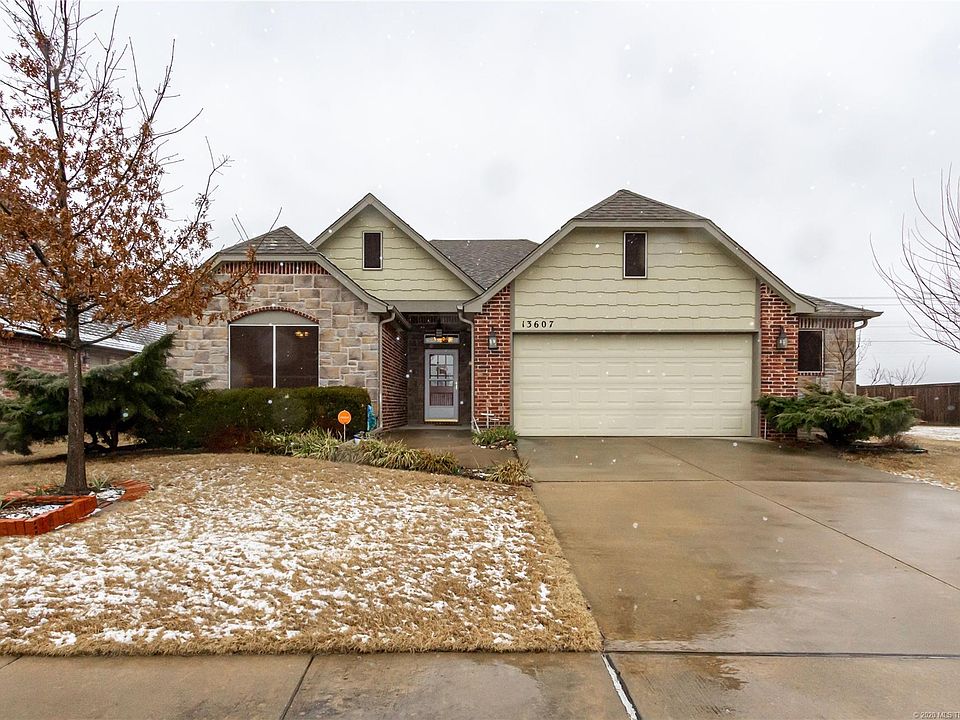 1st image of 13607 S Owasso Pl