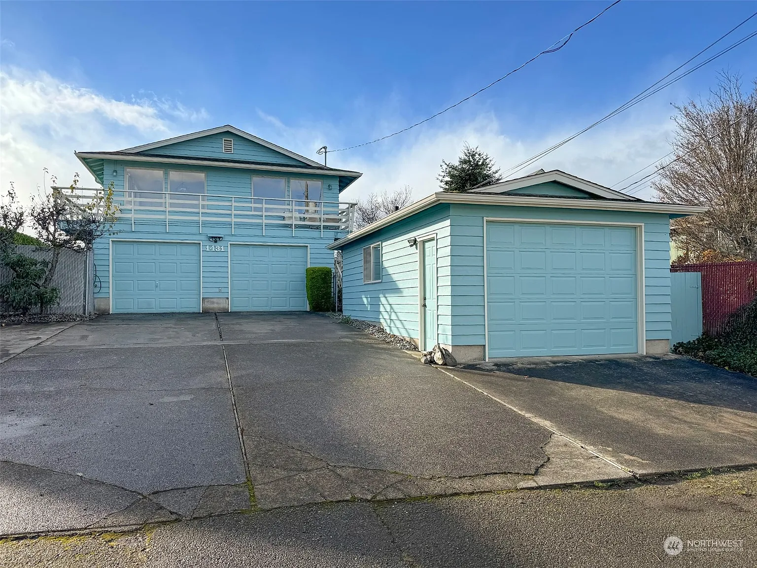 1431 W 5th Street photo 1