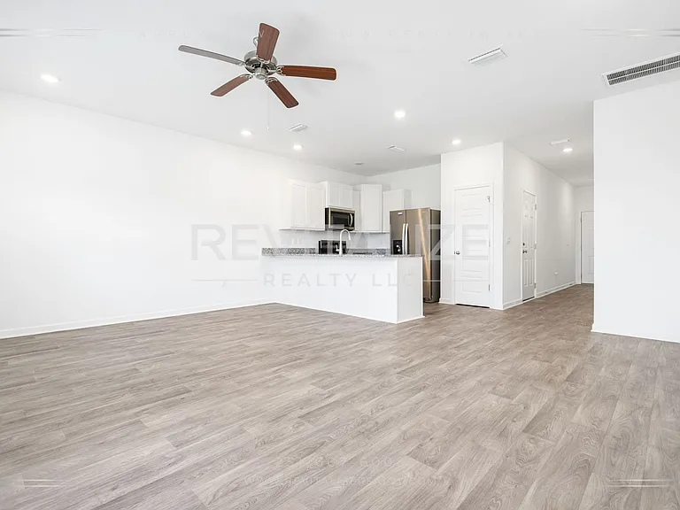 12807 Philadelphia Blvd — Photo 23