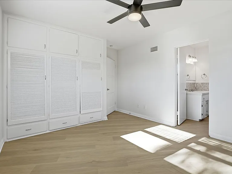 3875 Grandview Pl — Photo 11