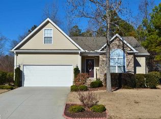 4 Canterbrooke Ct, Fountain Inn, SC 29644