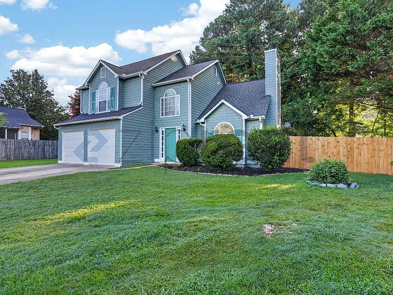 4972 Lake Park Cir — Photo 3