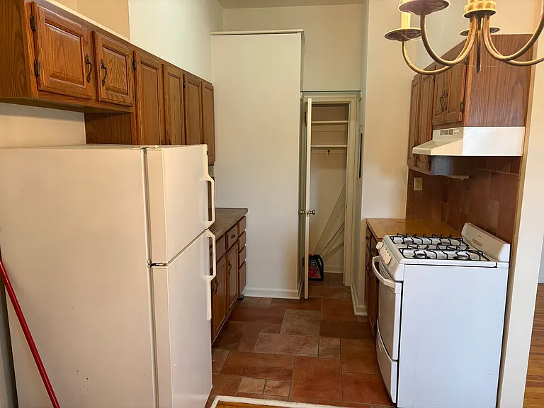 1505 Bywood Ave — Photo 5