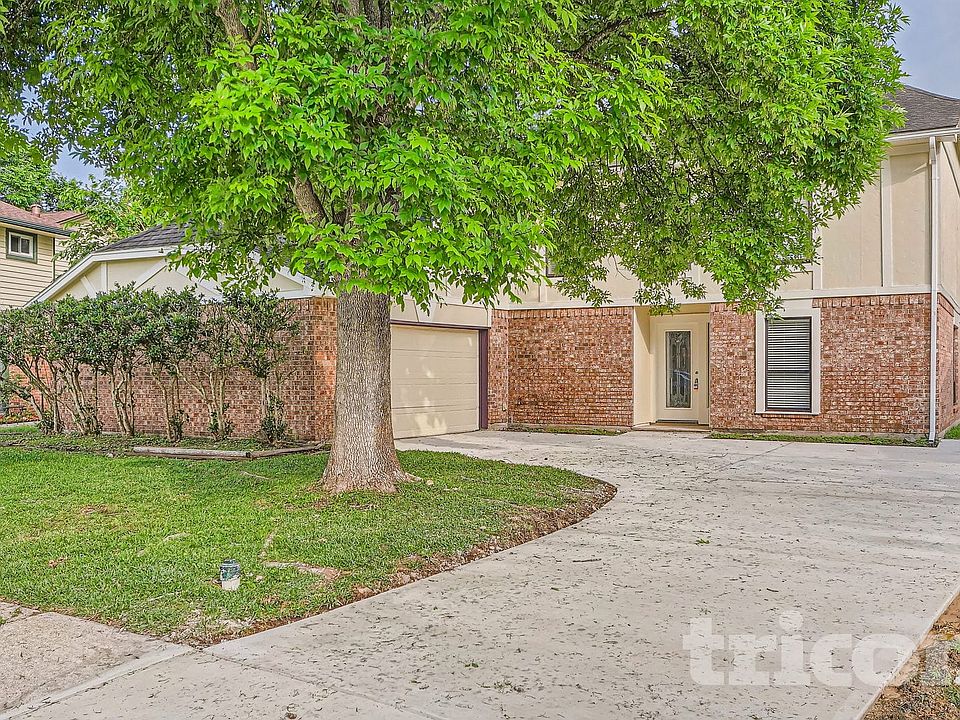 2nd image of 2301 Lees Ct